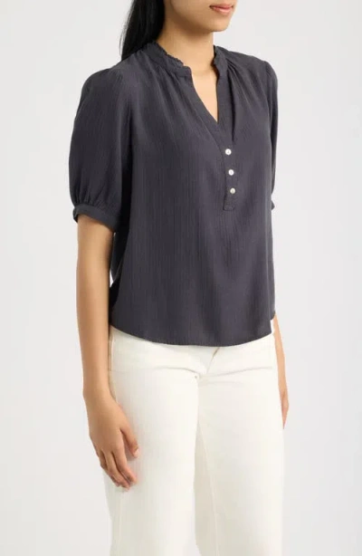 Cloth & Stone Puff Sleeve Half Placket Top In Eclipsed Black