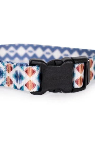 Pendleton Adventure Collar In Multi