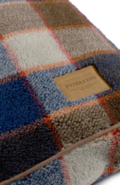 Pendleton Berber Napper Pet Bed In Multi