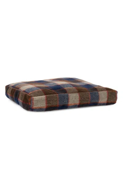 Pendleton Berber Napper Pet Bed In Multi