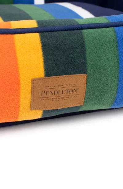 Pendleton Fleece Kuddler Pet Bed In Multi
