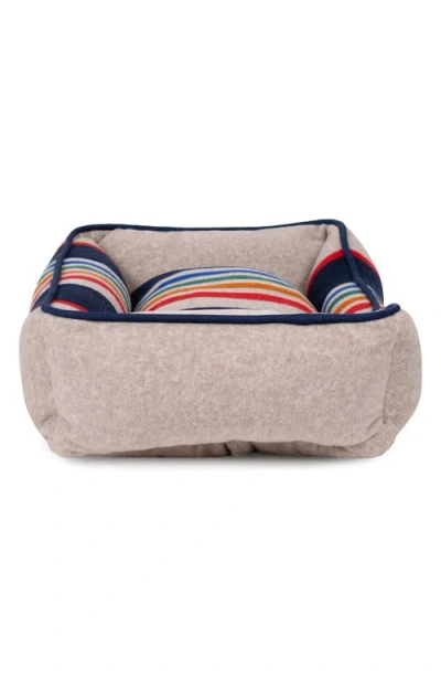 Pendleton Fleece Kuddler Pet Bed In Multi