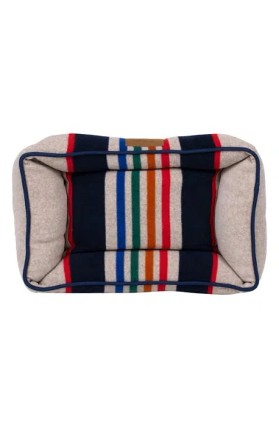 Pendleton Fleece Kuddler Pet Bed In Multi