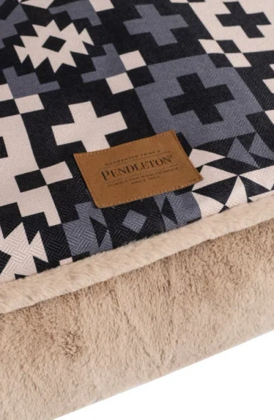 Pendleton Burrow Pet Bed In Blue Ridge Black