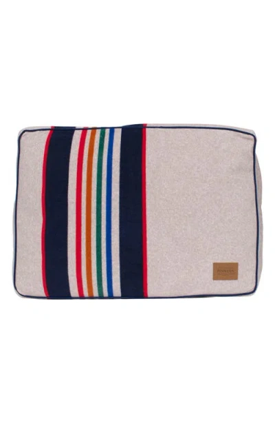 Pendleton National Park Napper Pet Bed In Multi