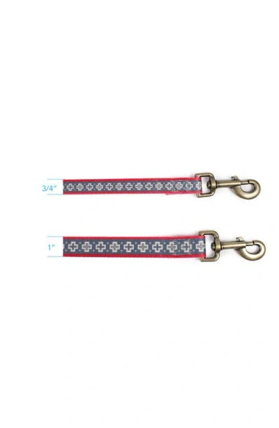 Pendleton Adventure Leash In Multi