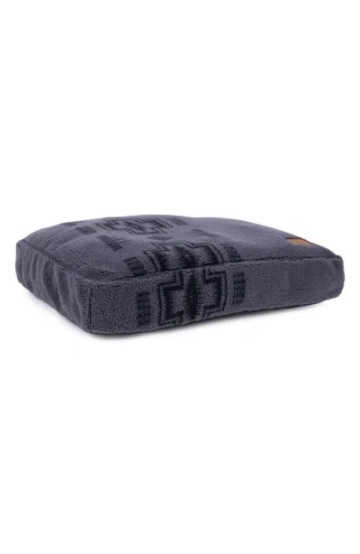 Pendleton Berber Napper Pet Bed In Black