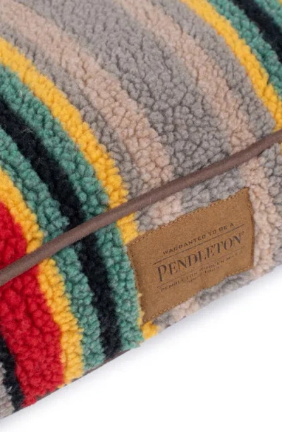 Pendleton Vintage Camp Napper Pet Bed In Multi
