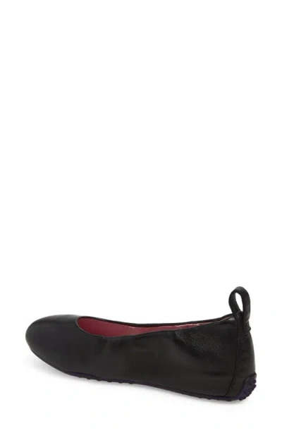 Robert Zur Mona Flat In Black
