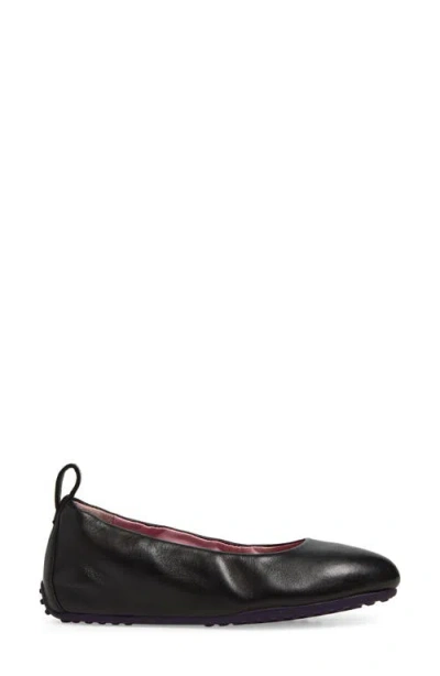 Robert Zur Mona Flat In Black