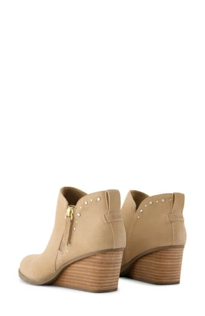 Toms Wedge Leather Bootie In Medium Beige