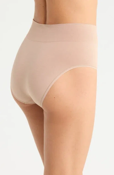 Nordstrom Seamless Briefs In Neutral