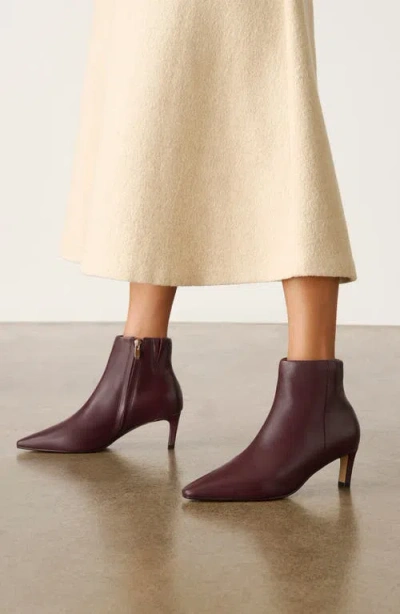 Frankie4 Suki Leather Bootie In Cherry