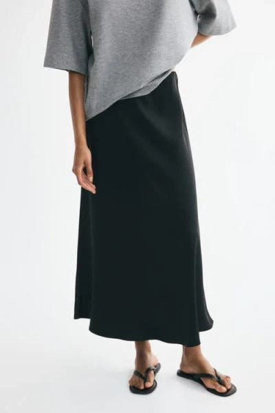 H&m Midi Skirt In Black