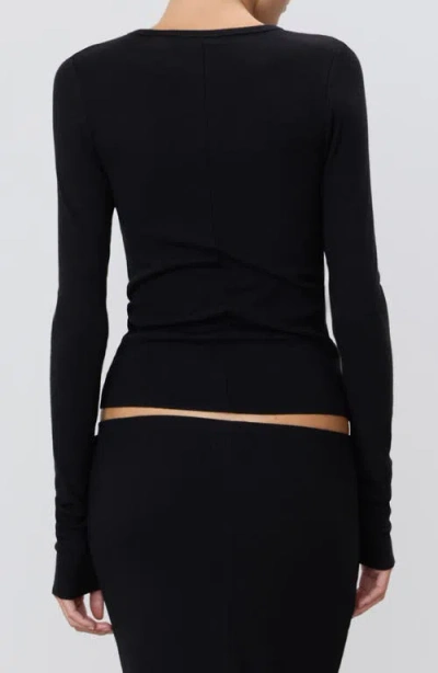 Éterne Eterne Long Sleeve Fitted T-shirt In Black