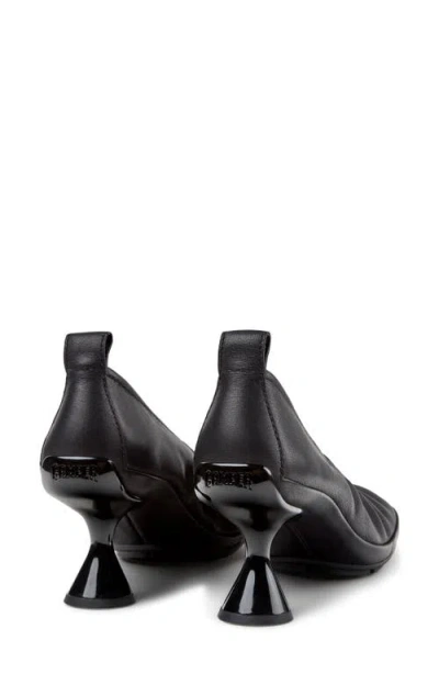 Camper Sculptural Heel Leather Pump Heel In Black