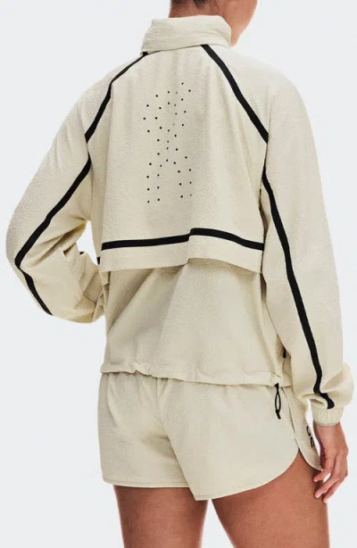 On Performance Volt Windbreaker Jacket In Brown