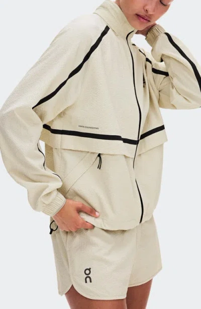 On Performance Volt Windbreaker Jacket In Brown