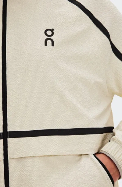 On Performance Volt Windbreaker Jacket In Brown