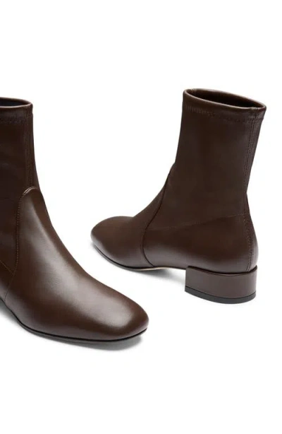 Stuart Weitzman Bacari Leather Bootie In Walnut