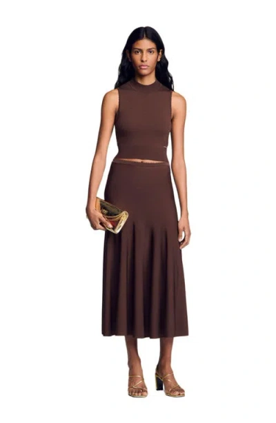 Sandro Fine Knit Cropped Shell Sweater In Brown
