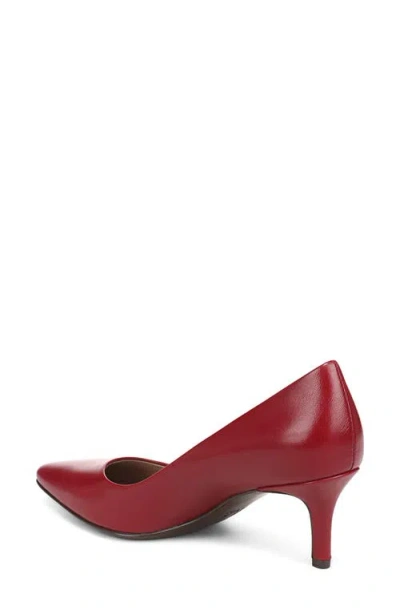 Naturalizer Everly Pump In Heart Flame