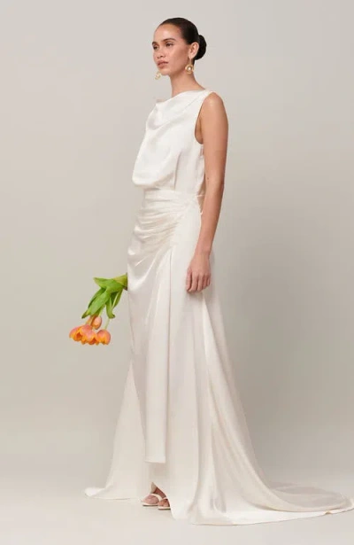 Bwldr Harmony Gown In White