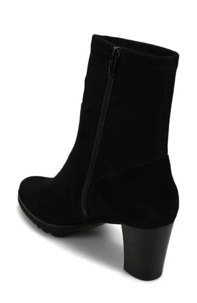 Vaneli Dalis Bootie In Black