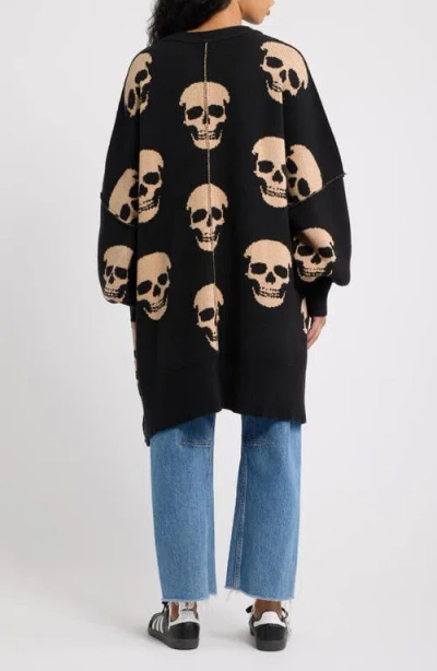 Dressed In Lala Dressed In Black Skulls