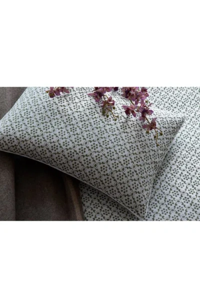 Matouk Laksha Quilt In Oak