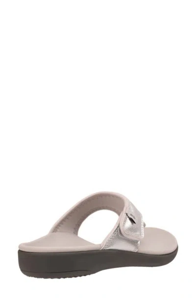Revitalign Coco Flip Flop In Silver
