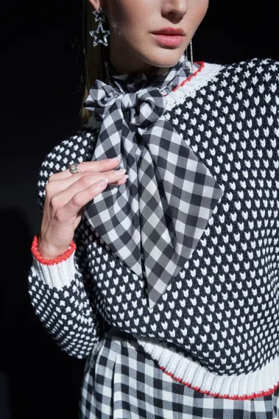 Maison Common Black/white Pullover With Contrast Hem In Multi