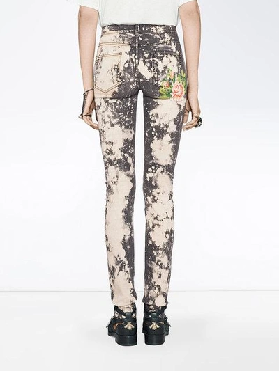 Shop Gucci Embroidery Stretch Tight Jeans In Pink