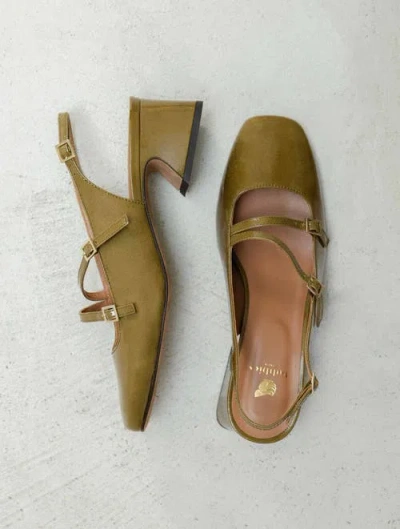 Bobbies Becca Pump In Manzanilla