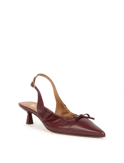 Bobbies Gigi Pump In Garnet