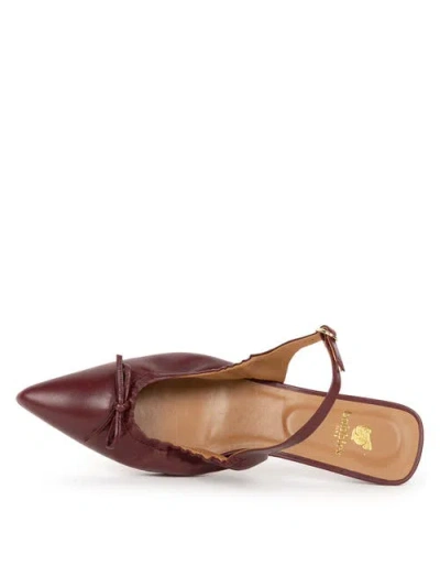 Bobbies Gigi Pump In Garnet