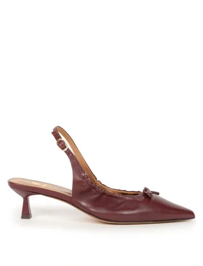 Bobbies Gigi Pump In Garnet