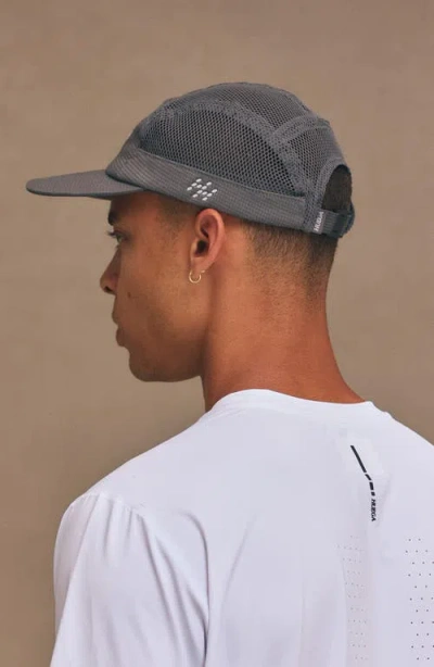 Huega House Flow Running Hat In Graphite