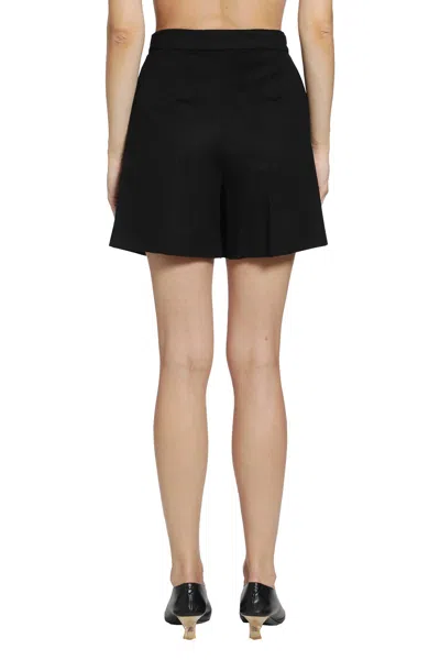 Max Mara Wool Broadcloth Shorts In Black
