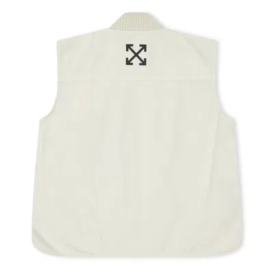 Off-white Versatile Sleeveless Coat In White