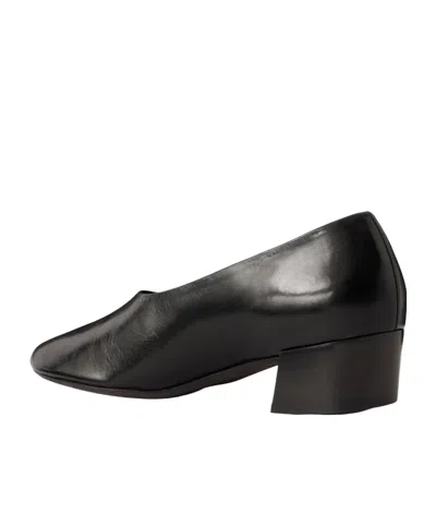 Khaite Solid Leather Pumps In Black