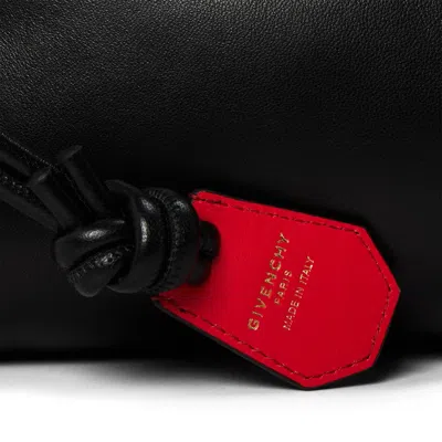 Givenchy Leather Shoulder Bag In Black