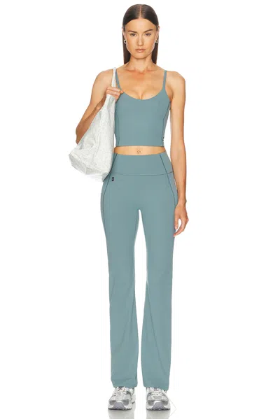 On Studio Flared 32 Pant In Agave