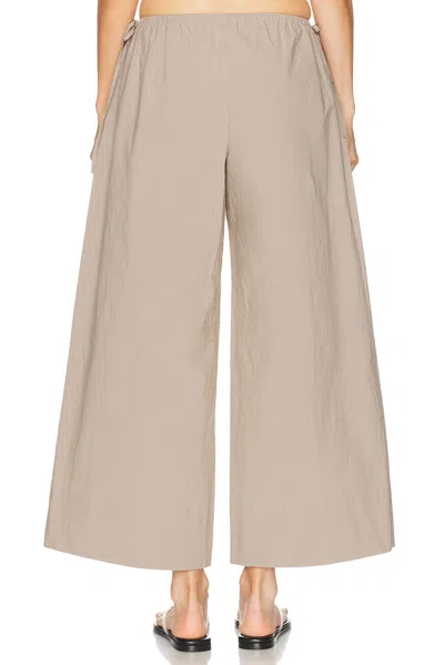 St Agni Technical Cotton Cropped Drawstring Pant In Grey Stone