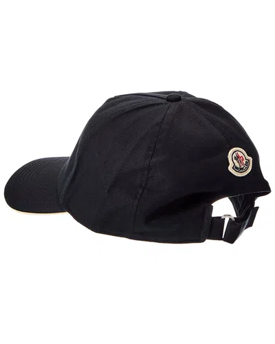 Moncler Cap In Silver