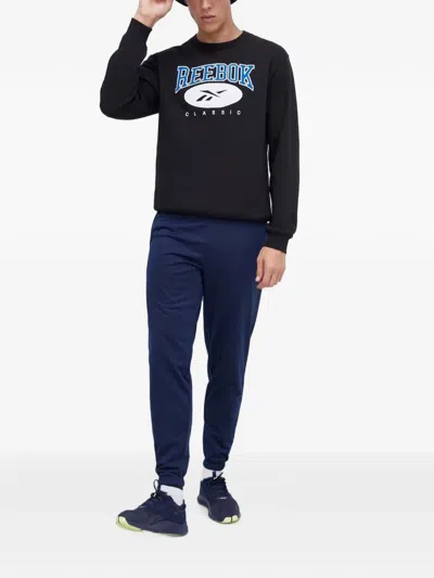 Reebok Logo-print Sweatshirt In Black