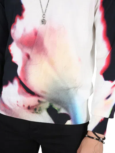 Alexander Mcqueen Solarized Flower-print Pullover Sweater In Black
