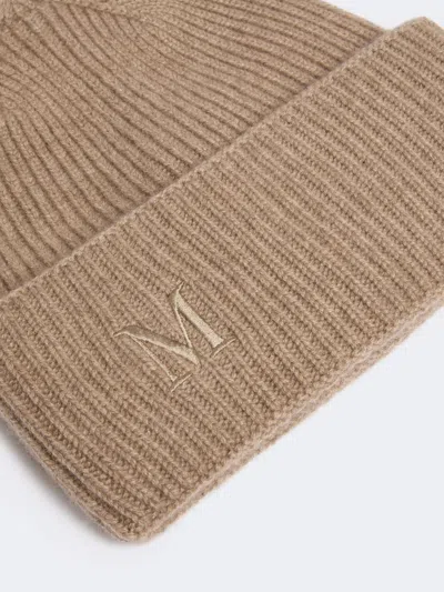 Max Mara Letter Logo Hat In Hazelnut Brown