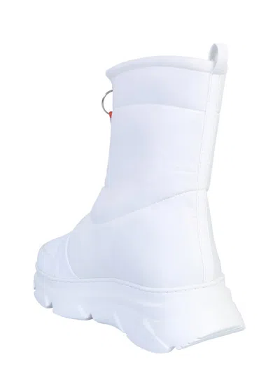 Forward Leather With Rubber Sole Boot In White