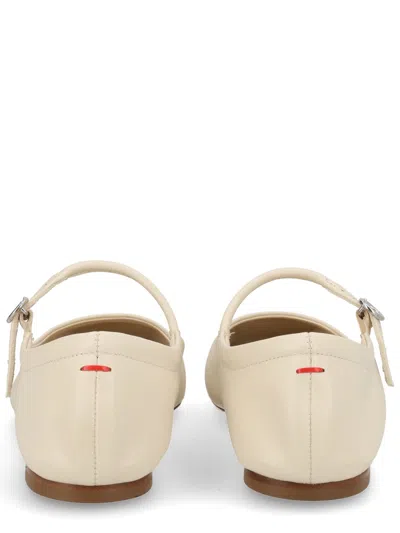 Aeyde Uma Flat In Ivory